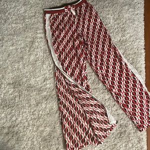 Flow pants black red white pattern
